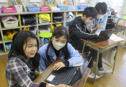 沼津市内の小学校で、GIGAスクールICT支援を実施